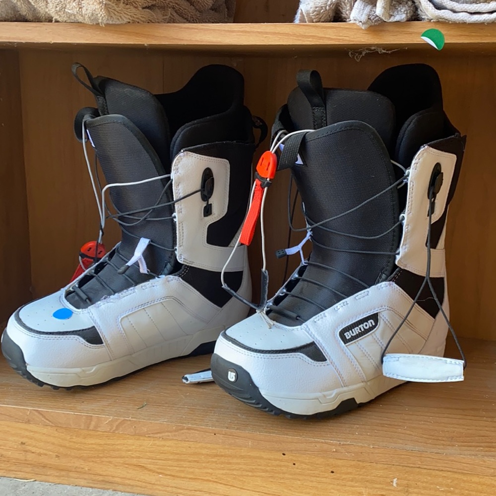 Burton snowboard boots